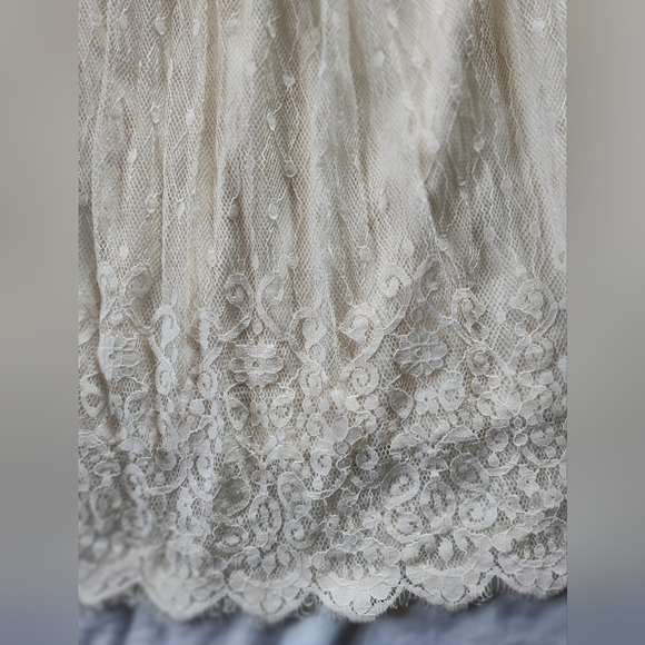 ALTAR'D STATE Ladies Smocked High Neck Lace Blouse  Long Sleeves  Size Large - Picture 5 of 6